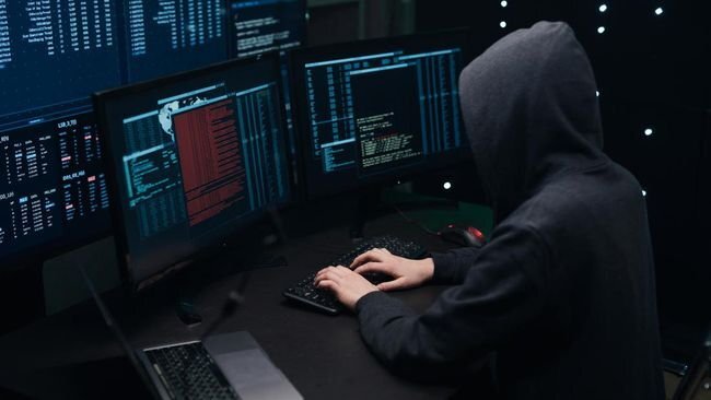 ilustrasi-hacker-ilustrasi-serangan-siber-4_169.jpeg.6f98f71f26bb2a0ec39c2dbf1ef9c40f.jpg